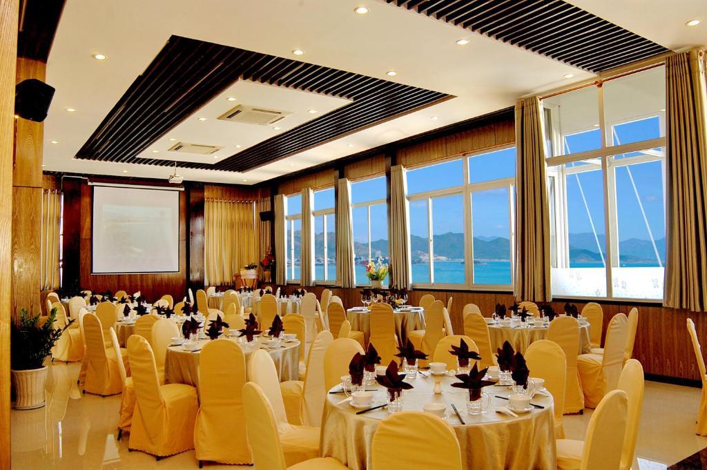 Victorian Nha Trang Hotel Exterior photo